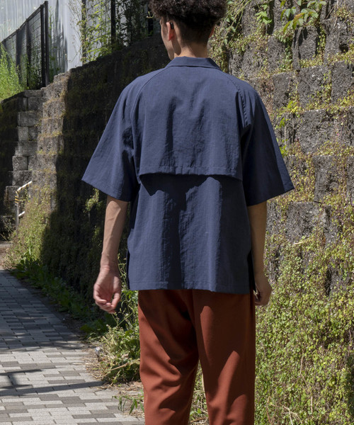 MAISON SPECIAL(メゾンスペシャル)の「リネンライクドライエステルオーバーサイズオープンカラーシャツ【MAISON SPECIAL/メゾンスペシャル】(シャツ/ブラウス・メンズ・ブラック/ネイビー/ブラウン・44/46/48)」の21枚目の写真