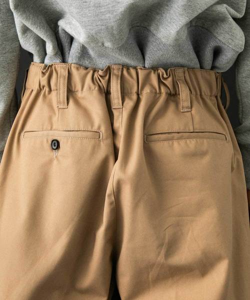 UNITED TOKYO（ユナイテッドトウキョウ）の「カットオフワイドヘムチノパンツ（チノパンツ・メンズ・ベージュ/ブラック/グレー・1/2/3）」の11枚目の写真