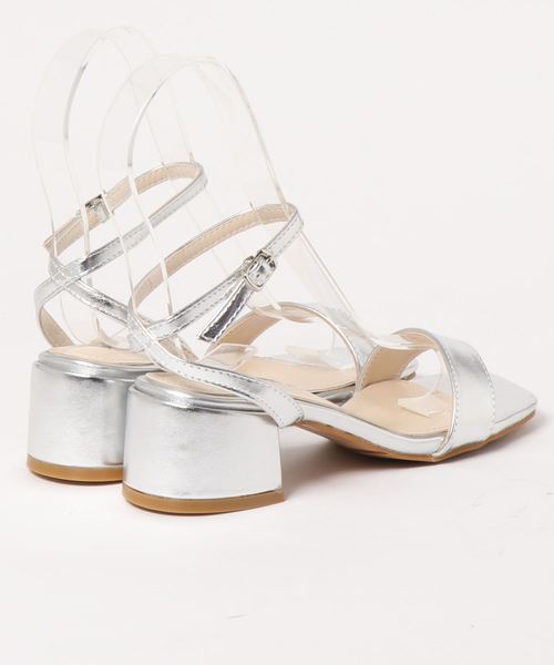 MODE ROBE(モードローブ)の「ストラップサンダル(サンダル・レディース・ホワイト/ブラック/ブラウン/ベージュ/シルバー・22.5㎝/23cm/23.5㎝/24cm/24.5cm/25cm/24.5㎝)」の6枚目の写真