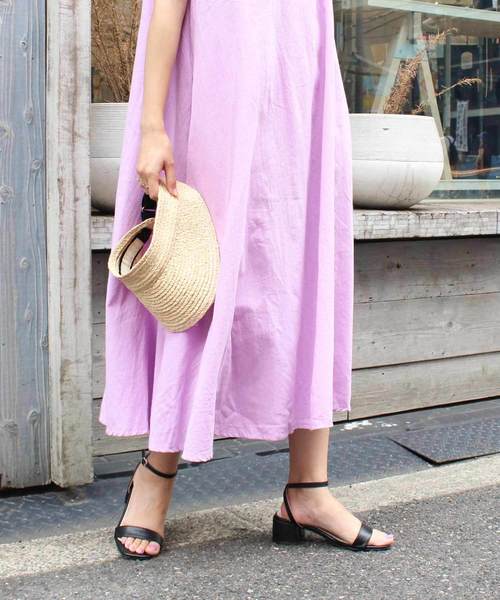 MODE ROBE(モードローブ)の「ストラップサンダル(サンダル・レディース・ホワイト/ブラック/ブラウン/ベージュ/シルバー・22.5㎝/23cm/23.5㎝/24cm/24.5cm/25cm/24.5㎝)」の9枚目の写真