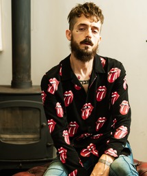 glamb | Lips and Tongue SH / リップスアンドタンシャツ(シャツ/ブラウス)