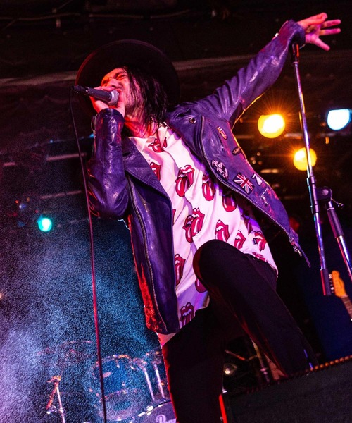 glamb（グラム）の「Lips and Tongue SH / リップスアンドタンシャツ（シャツ/ブラウス・メンズ・ホワイト/ブラック/ネイビー・0/1/2/3/4）」の6枚目の写真