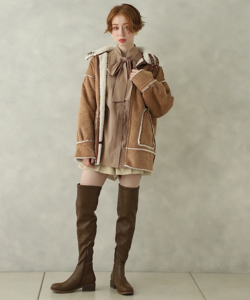 one after another NICE CLAUP(ワンアフターアナザーナイスクラップ)の「リバーシブルボンバージャケット(ダッフルコート・レディース・アイボリー/キャメル・FREE)」の8枚目の写真