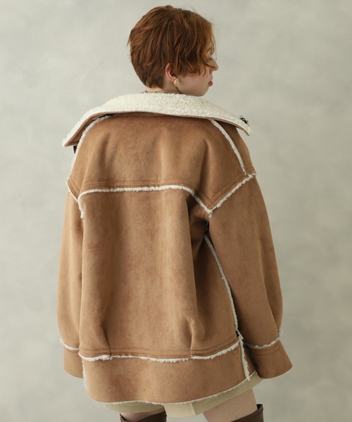 one after another NICE CLAUP(ワンアフターアナザーナイスクラップ)の「リバーシブルボンバージャケット(ダッフルコート・レディース・アイボリー/キャメル・FREE)」の16枚目の写真