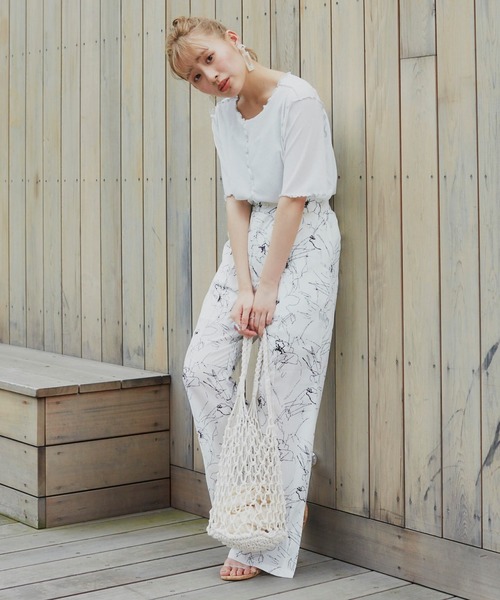 VANNIE U(ヴァニーユー)の「ニュアンスフラワーパンツ(その他パンツ・レディース・ホワイト/ベージュ・FREE)」の13枚目の写真