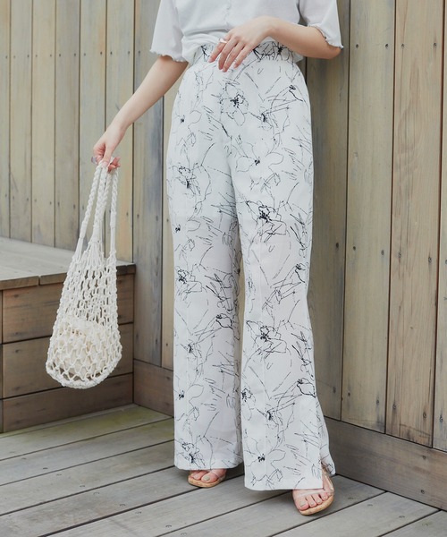 VANNIE U(ヴァニーユー)の「ニュアンスフラワーパンツ(その他パンツ・レディース・ホワイト/ベージュ・FREE)」の14枚目の写真