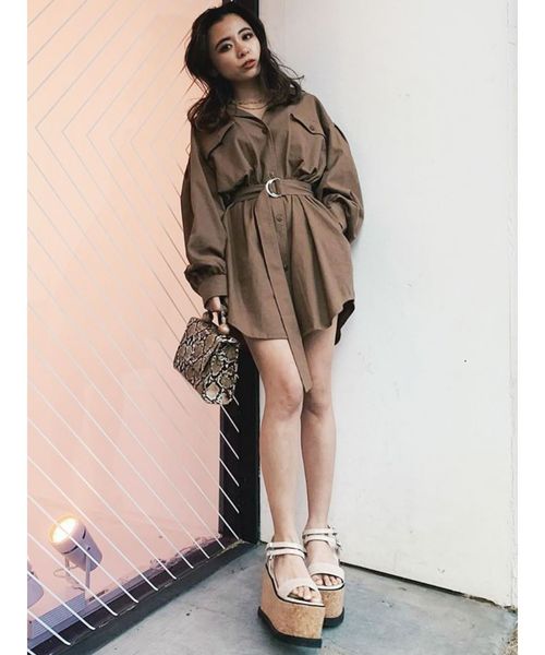 EVRIS（エヴリス）の「リネンライクルーズシャツジャケット（テーラードジャケット・レディース・ホワイト/ブラウン/カーキ・FREE）」の17枚目の写真