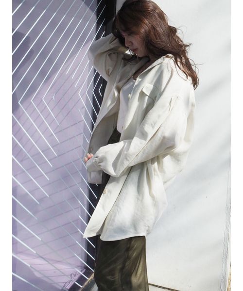 EVRIS（エヴリス）の「リネンライクルーズシャツジャケット（テーラードジャケット・レディース・ホワイト/ブラウン/カーキ・FREE）」の15枚目の写真