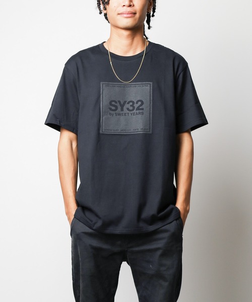 SY32 by SWEET YEARS(エスワイサーティトゥバイスィートイヤーズ)の「《SY32 by SWEET YEARS》SQUARE LOGO T(Tシャツ/カットソー・レディース・ホワイト/ブラック×ブラック/ブラック×ホワイト・MEDIUM/LARGE/X-LARGE/XX-LARGE/SMALL)」の9枚目の写真