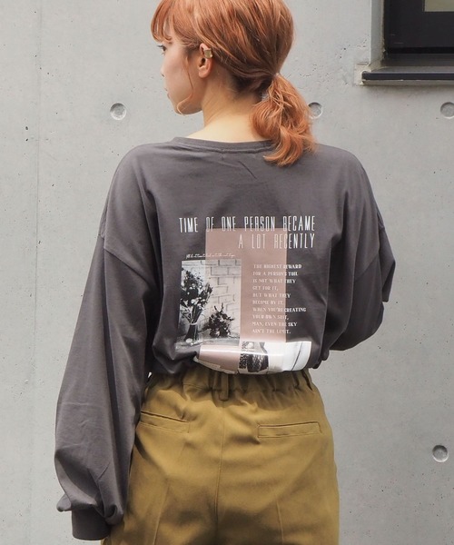 tiptop(ティップトップ)の「レタリングプリントロンT(Tシャツ/カットソー・レディース・オフホワイト/ブラック/サックスブルー/ブルー/パープル/ホワイト系その他/ホワイト系その他2/ブラック系その他/ブラック系その他2・FREE)」の5枚目の写真