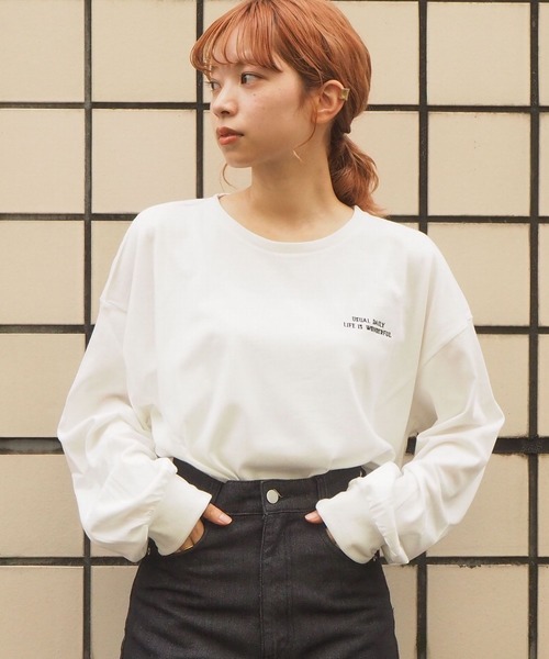 tiptop(ティップトップ)の「レタリングプリントロンT(Tシャツ/カットソー・レディース・オフホワイト/ブラック/サックスブルー/ブルー/パープル/ホワイト系その他/ホワイト系その他2/ブラック系その他/ブラック系その他2・FREE)」の16枚目の写真