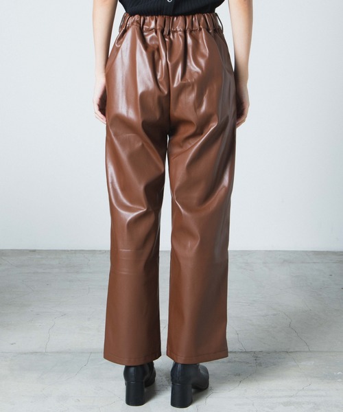 WEGO（ウィゴー）の「WEGO/【セットアップ対応商品】フェイクレザータックパンツ（スラックス・レディース・ブラウン/ブラック・FREE）」の17枚目の写真