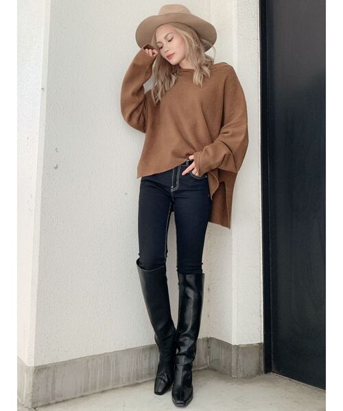 GYDA（ジェイダ）の「【ZOZO限定】Vカットフードニットトップス（ニット/セーター・レディース・アイボリー/チャコールグレー/ブラウン・FREE）」の8枚目の写真