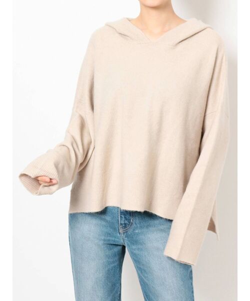 GYDA（ジェイダ）の「【ZOZO限定】Vカットフードニットトップス（ニット/セーター・レディース・アイボリー/チャコールグレー/ブラウン・FREE）」の10枚目の写真