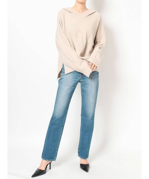 GYDA（ジェイダ）の「【ZOZO限定】Vカットフードニットトップス（ニット/セーター・レディース・アイボリー/チャコールグレー/ブラウン・FREE）」の11枚目の写真