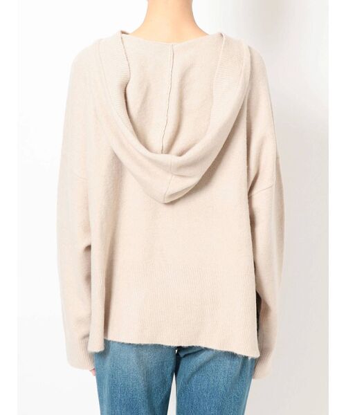 GYDA（ジェイダ）の「【ZOZO限定】Vカットフードニットトップス（ニット/セーター・レディース・アイボリー/チャコールグレー/ブラウン・FREE）」の14枚目の写真