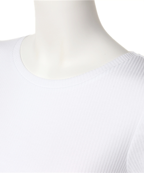 TOPSHOP（トップショップ）の「LONG SLEEVE SKINNY RIB CROP TOP/ロングスリーブ スキニー リブクロップ トップ（Tシャツ/カットソー・レディース・ホワイト・6/10/12/8）」の2枚目の写真