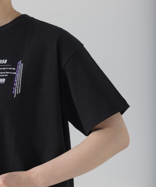 PAGEBOY（ページボーイ）の「デザインロゴT（Tシャツ/カットソー・レディース・オフホワイト/ブラック・FREE）」の9枚目の写真