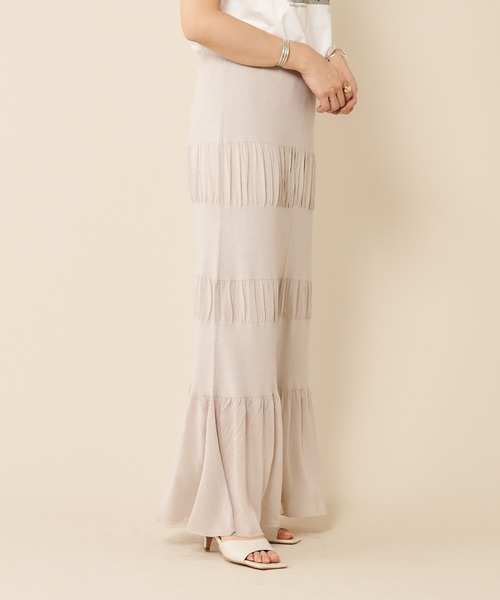 SHENERY（シーナリー）の「レーヨン混ティアードニットスカート（スカート・レディース・ブラック/ライトグレー/イエロー・FREE）」の5枚目の写真