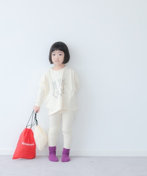 LOWRYS FARM(ローリーズファーム)の「monmimiコラボロンT 934527(Tシャツ/カットソー・キッズ・チャコールグレー/ブルー/アイボリー・35/34/31/32/33)」の2枚目の写真
