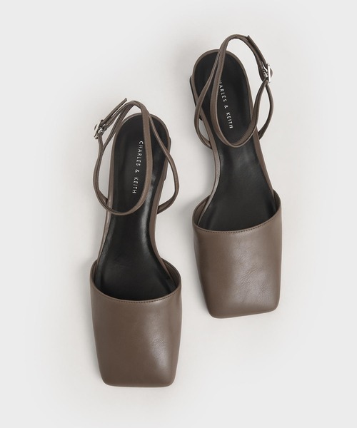 CHARLES & KEITH（チャールズ & キース）の「スクエアトゥ アンクルストラップパンプス / Square Toe Ankle Strap Pumps（パンプス・レディース・ブラック/ダークブラウン・23cm/23.5cm/24.5cm/25cm/25.5cm/22.5cm）」の16枚目の写真