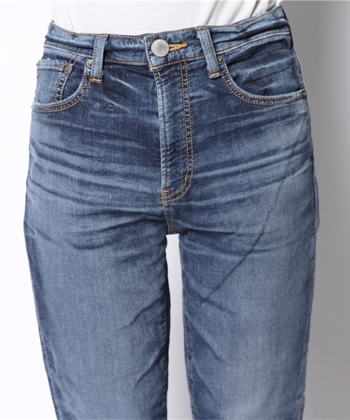 MOUSSY（マウジー）の「BLUE FF Slim Tapered（デニムパンツ・レディース・ブルー・25inch/24inch/23inch/26inch/27inch）」の4枚目の写真