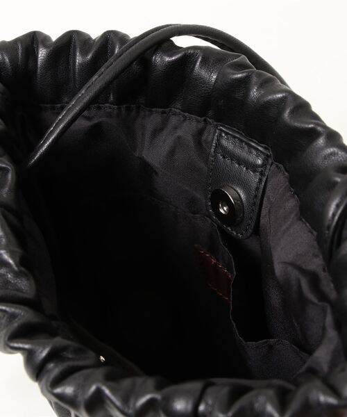 Factor=（ファクターイコール）の「プリーツ巾着ショルダーバッグ（トートバッグ・レディース・アイボリー/サックスブルー/ブラック・FREE）」の6枚目の写真