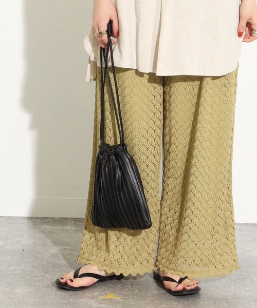 Factor=（ファクターイコール）の「プリーツ巾着ショルダーバッグ（トートバッグ・レディース・アイボリー/サックスブルー/ブラック・FREE）」の3枚目の写真