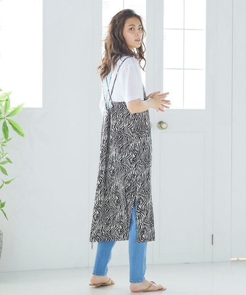 Willful by lipstar(ウィルフル バイ リップスター)の「ゼブラ柄キャミワンピース(ワンピース・レディース・ブラック系その他/ブラウン系その他・M)」の6枚目の写真