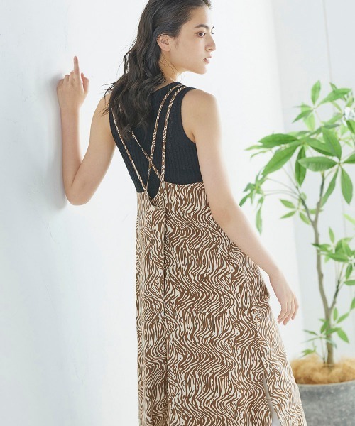 Willful by lipstar(ウィルフル バイ リップスター)の「ゼブラ柄キャミワンピース(ワンピース・レディース・ブラック系その他/ブラウン系その他・M)」の12枚目の写真