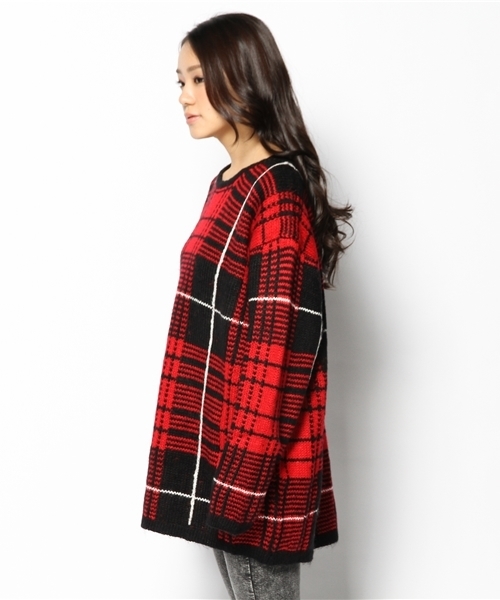 Kastane（カスタネ）の「【UNIF】チェックニットプルオーバー（ニット/セーター・レディース・レッド・SMALL）」の5枚目の写真