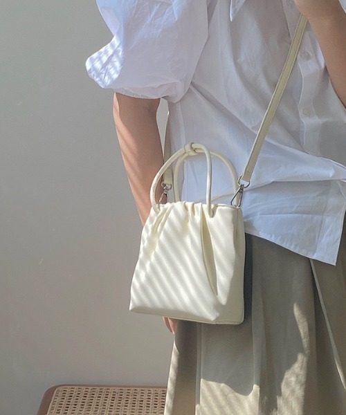 yuue' ( wear )(ユーイ)の「2way コンパクトショルダーバッグ / ハンドバッグ(ショルダーバッグ・レディース・オフホワイト/ライトブルー・FREE)」の22枚目の写真