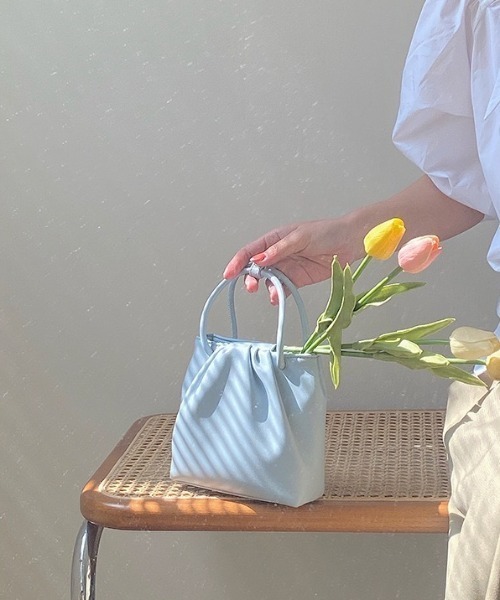 yuue' ( wear )(ユーイ)の「2way コンパクトショルダーバッグ / ハンドバッグ(ショルダーバッグ・レディース・オフホワイト/ライトブルー・FREE)」の12枚目の写真