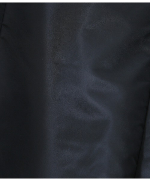 VETEMENTS（ヴェトモン）の「VETEMENTS / ヴェトモン：CUT-UP REVERSIBLE BOMBER：UA52JA200[RIP]（ブルゾン・メンズ・ブラック・XS）」の11枚目の写真
