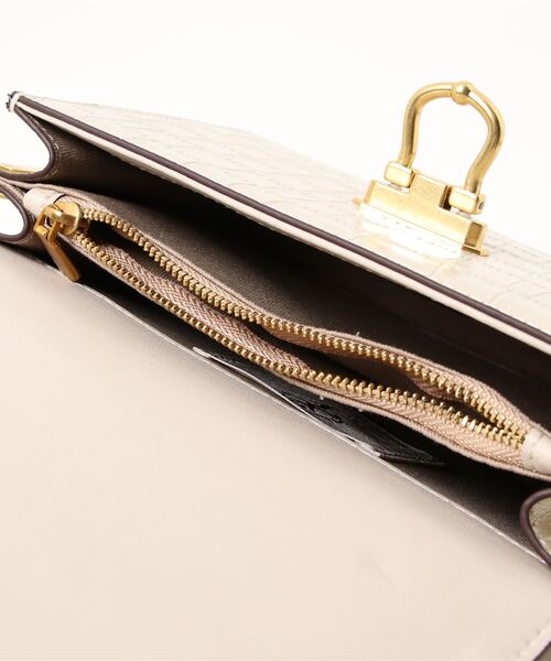 Three Four Time（ｽﾘｰﾌｫｰﾀｲﾑ）の「クラシカルショルダー（ショルダーバッグ・レディース・ブルー/ホワイト/ブラック/キャメル/グリーン・FREE）」の6枚目の写真