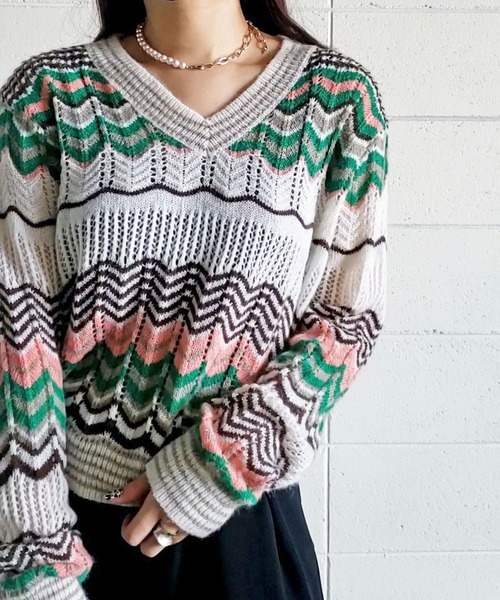 me+em select(ミームセレクト)の「じぐざぐ配色オーバーウールブレンドニット【数量限定販売】(ニット/セーター・レディース・グリーン/ブルー/オレンジ・FREE)」の9枚目の写真