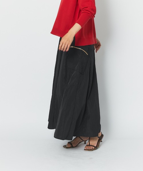 RIVE DROITE（リヴドロワ）の「メリハリのあるシルエットで足長効果　カーゴZIPポケットスカート（スカート・レディース・ブラック/カーキ・FREE）」の22枚目の写真