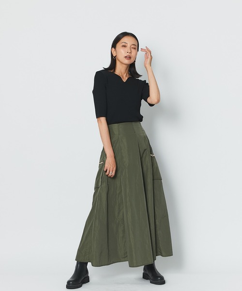 RIVE DROITE（リヴドロワ）の「メリハリのあるシルエットで足長効果　カーゴZIPポケットスカート（スカート・レディース・ブラック/カーキ・FREE）」の17枚目の写真