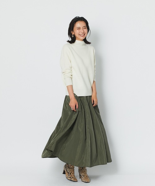 RIVE DROITE（リヴドロワ）の「メリハリのあるシルエットで足長効果　カーゴZIPポケットスカート（スカート・レディース・ブラック/カーキ・FREE）」の9枚目の写真