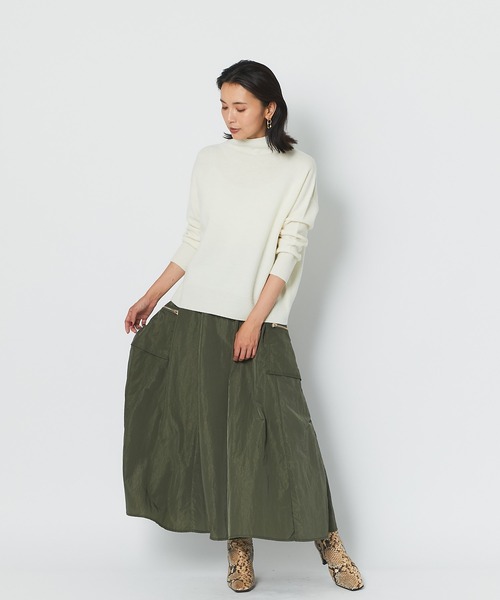 RIVE DROITE（リヴドロワ）の「メリハリのあるシルエットで足長効果　カーゴZIPポケットスカート（スカート・レディース・ブラック/カーキ・FREE）」の21枚目の写真