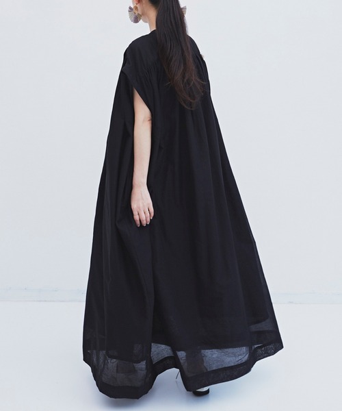 Libra Cue（リブラ キュー）の「シアーコットンボリュームワンピース（ワンピース・レディース・ベージュ/カーキ/ブラック・FREE）」の13枚目の写真