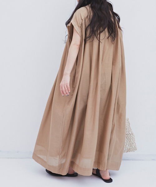 Libra Cue（リブラ キュー）の「シアーコットンボリュームワンピース（ワンピース・レディース・ベージュ/カーキ/ブラック・FREE）」の15枚目の写真