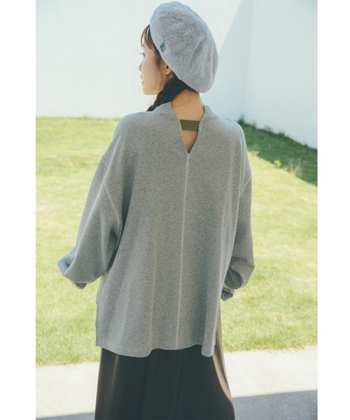 haco!（ハコ）の「【高橋愛さんコラボ】前後で印象を変えて楽しめる 配色デザインのスウェットトップス by LOVE&PEACE PROJECT（スウェット・レディース・グレー/アイボリー・SMALL/MEDIUM/LARGE/X-LARGE）」の14枚目の写真