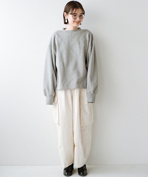 haco!（ハコ）の「【高橋愛さんコラボ】前後で印象を変えて楽しめる 配色デザインのスウェットトップス by LOVE&PEACE PROJECT（スウェット・レディース・グレー/アイボリー・SMALL/MEDIUM/LARGE/X-LARGE）」の16枚目の写真