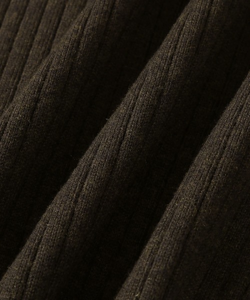 ADAM ET ROPE'(アダムエロペ)の「【アウトレット店舗・WEB限定】WOOL混リブタートル(ニット/セーター・レディース・チャコールグレー/グレー/ベージュ系その他/オレンジ系その他・FREE)」の16枚目の写真