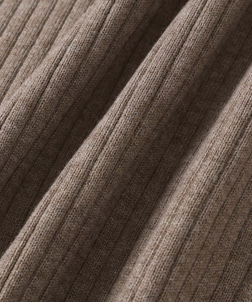 ADAM ET ROPE'(アダムエロペ)の「【アウトレット店舗・WEB限定】WOOL混リブタートル(ニット/セーター・レディース・チャコールグレー/グレー/ベージュ系その他/オレンジ系その他・FREE)」の6枚目の写真