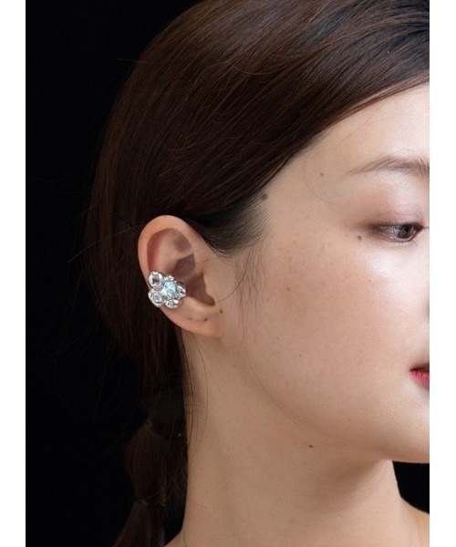 mou(モウ)の「【YNG】フラワーイヤーカフ(片耳用)(イヤーカフ・レディース・パープル/イエロー/ブルー・FREE)」の10枚目の写真