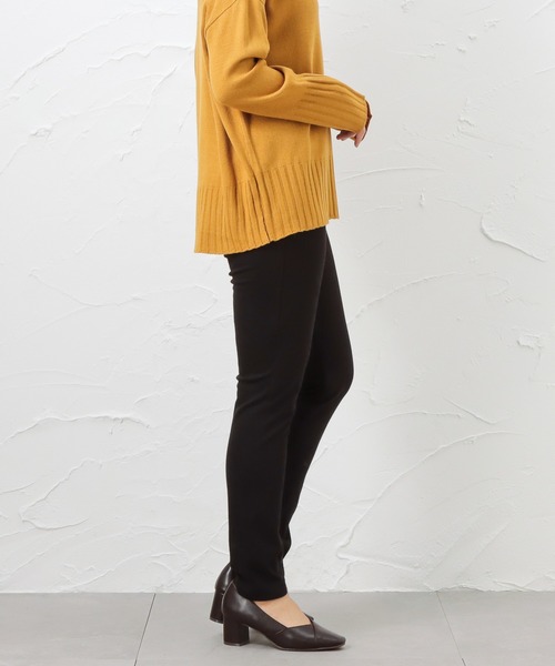 NAVY(ネイビー)の「Magic Leg 裏起毛 デニム レギンスパンツ(その他パンツ・レディース・ブラック・L/XL/S/M)」の2枚目の写真
