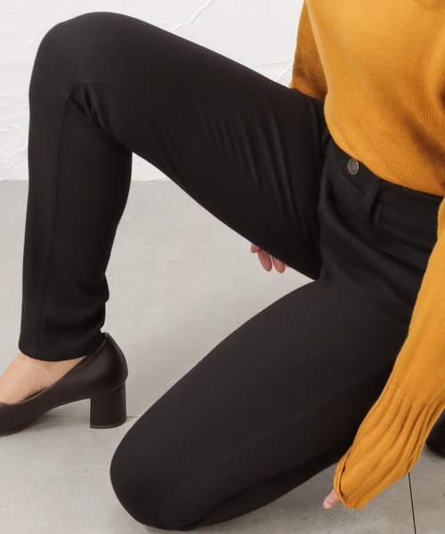 NAVY(ネイビー)の「Magic Leg 裏起毛 デニム レギンスパンツ(その他パンツ・レディース・ブラック・L/XL/S/M)」の3枚目の写真