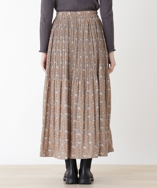 SHOO・LA・RUE（シューラルー）の「◆総柄プリーツスカート（スカート・レディース・ブラック系/ベージュ系/ダークグリーン系6/ベージュ系その他2・00）」の9枚目の写真